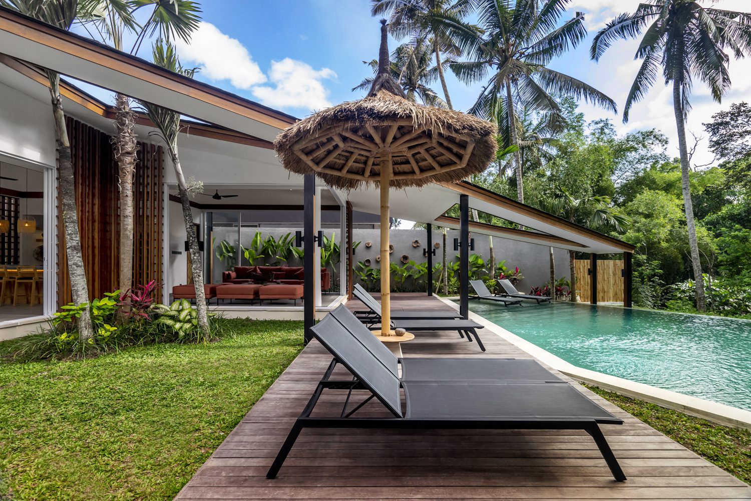 Villa Crazy Roof | Bali Super Host (Your Global Property Service Partner)